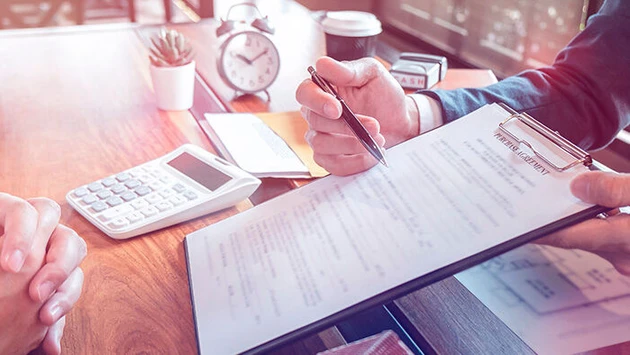 AdobeStock_419921740_LF_Topnews.jpg (Bild: &copy; Thitiphat - stock.adobe.com)