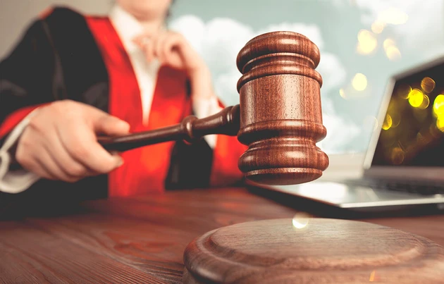 Richter_Hammer_264059632-CS.jpg (Bild: ©BillionPhotos.com - stock.adobe.com)