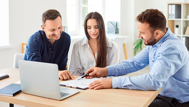 AdobeStock_1161332565_Topnews.jpg (Bild: © Studio Romantic - stock.adobe.com)